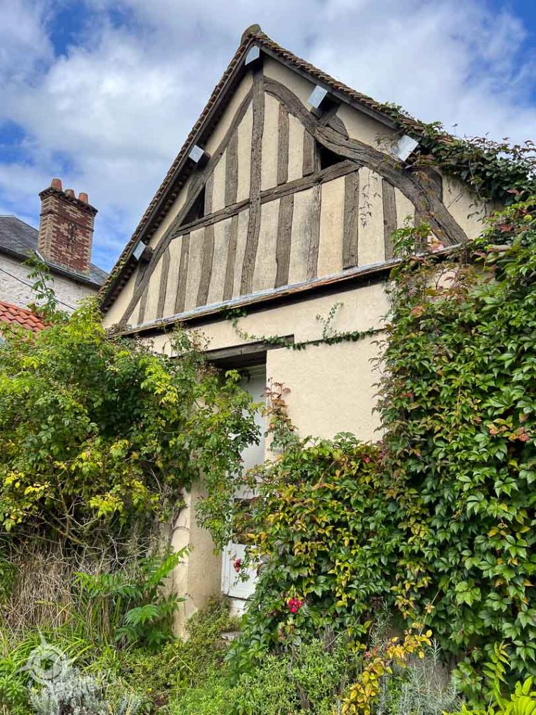 Giverny village half timber house