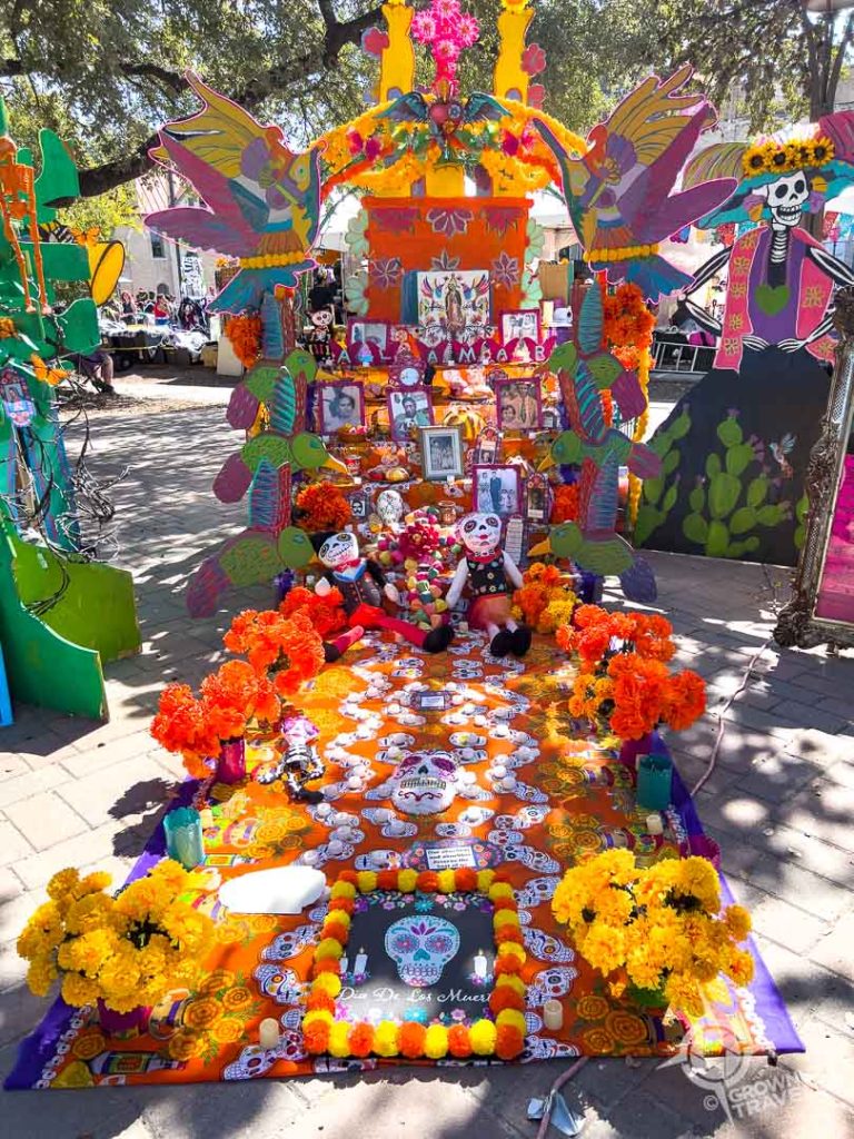 Alamar Gutierrez ofrenda Muertos Fest 2024