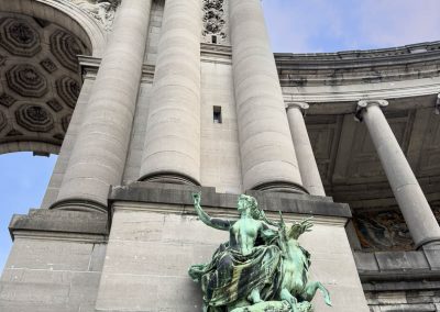 Cinquantenaire Park detail on building