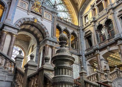 Antwerp Centraal station staircase newel post