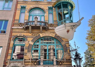 Het Bootje the Little Ship House Antwerp
