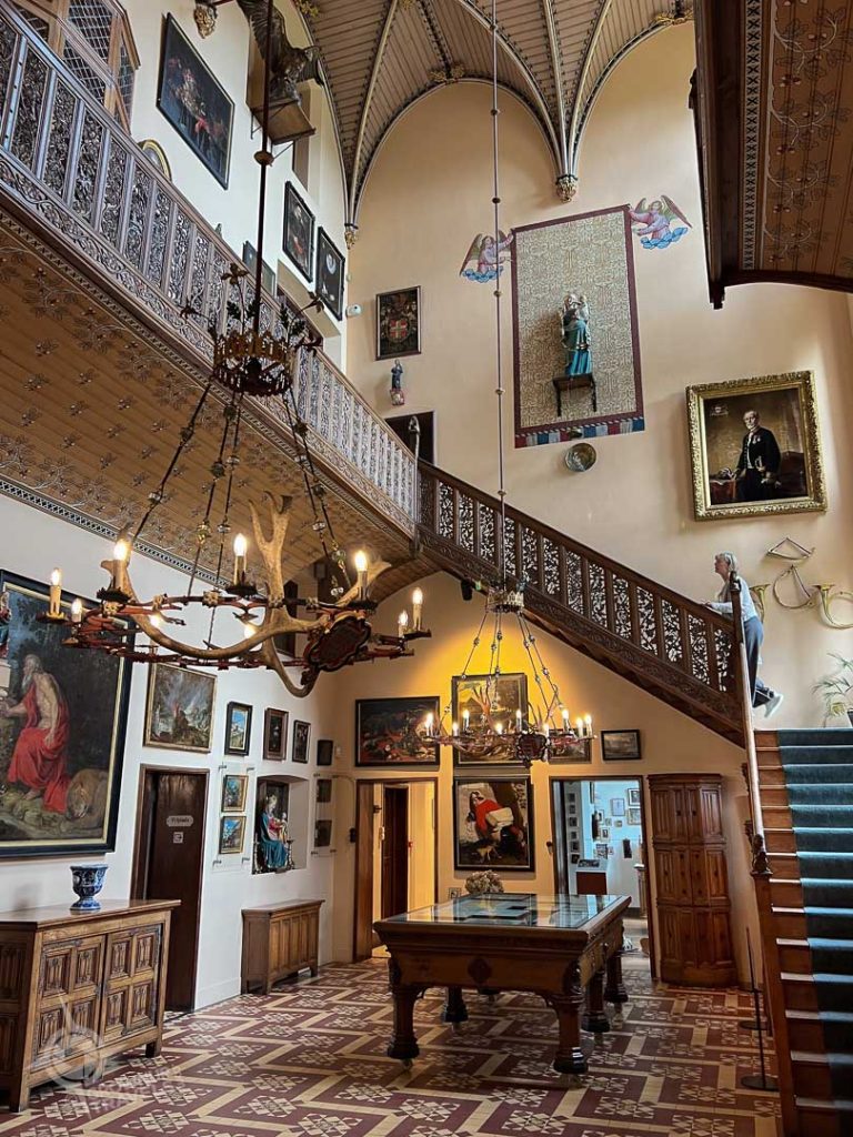 the Entrance Hall Kasteel van Loppem
