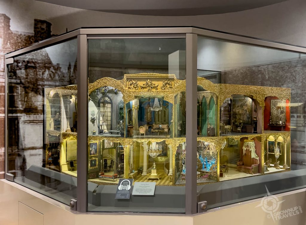 Chateau Meno 14-room Rococo palace Mini Museum Tuscon