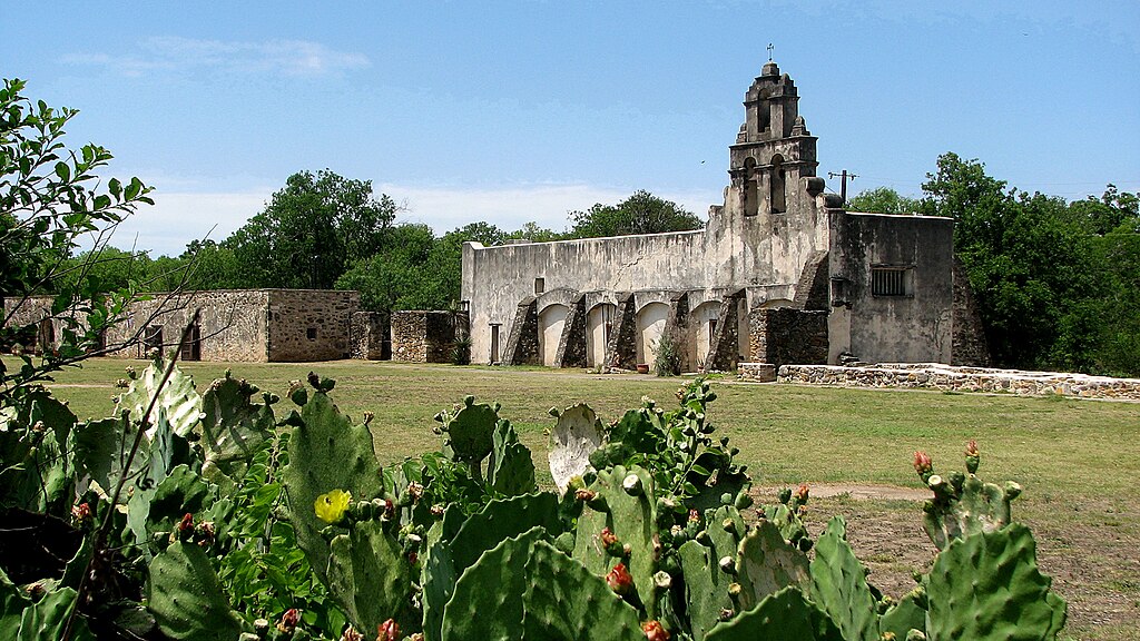 Mission SanJ uanCapistrano (pre-restoration)