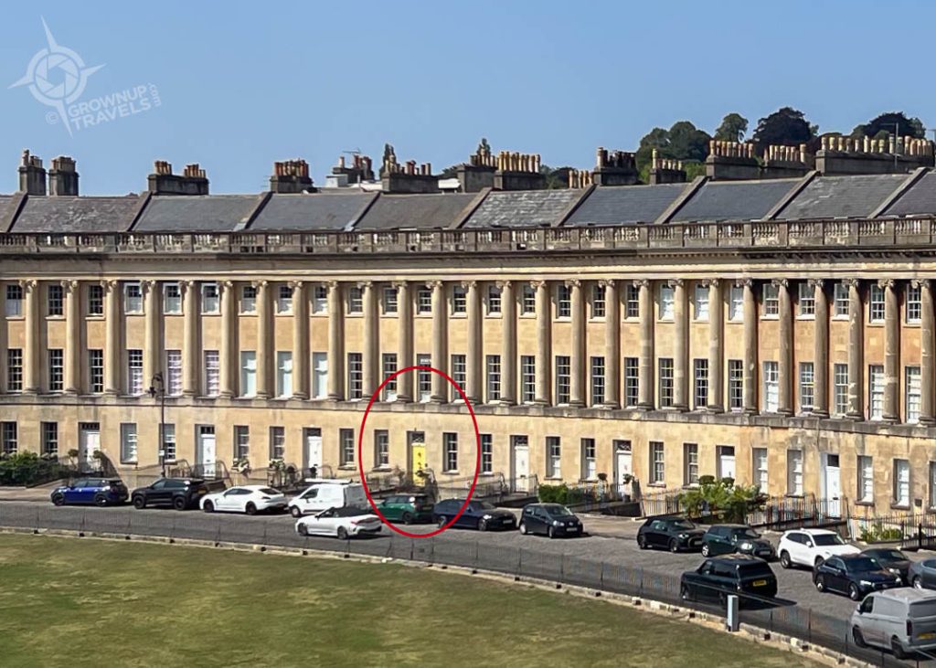 yellow door on Royal Crescent Bath 