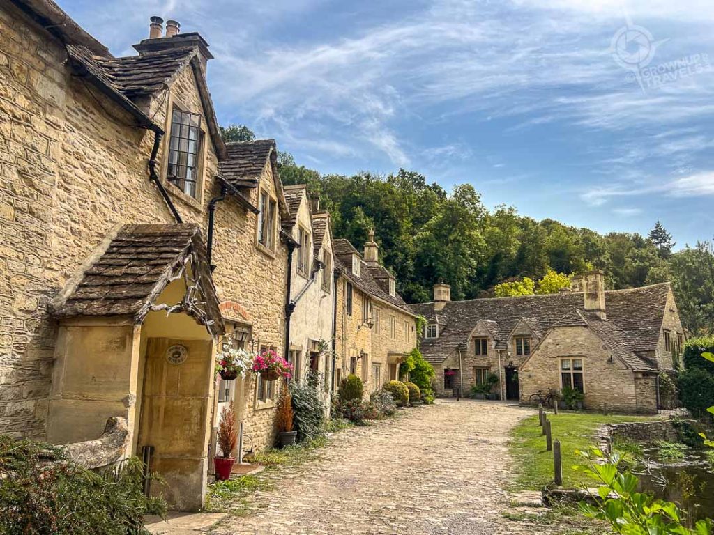 Weavers cottages Castle Combe UK-2