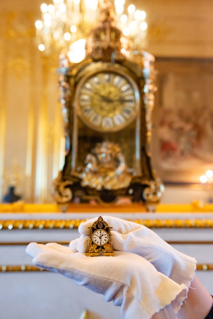 Clock from Queen Marys Dollhouse