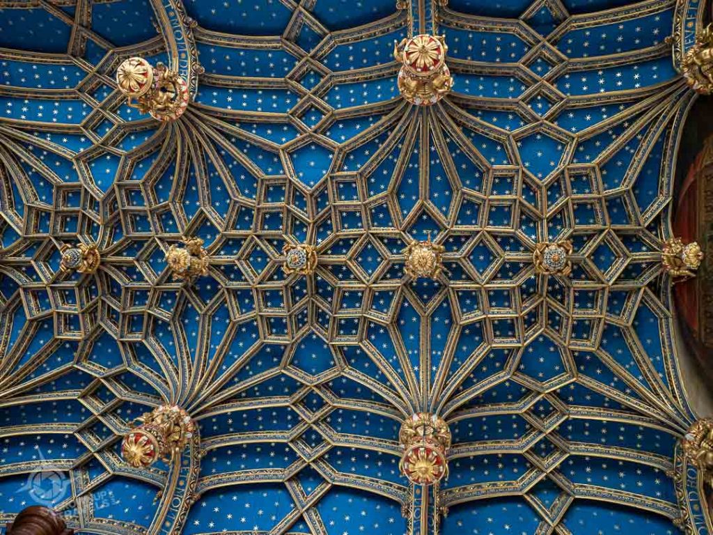 Hampton Court Palace Chapel Royal ceiling details