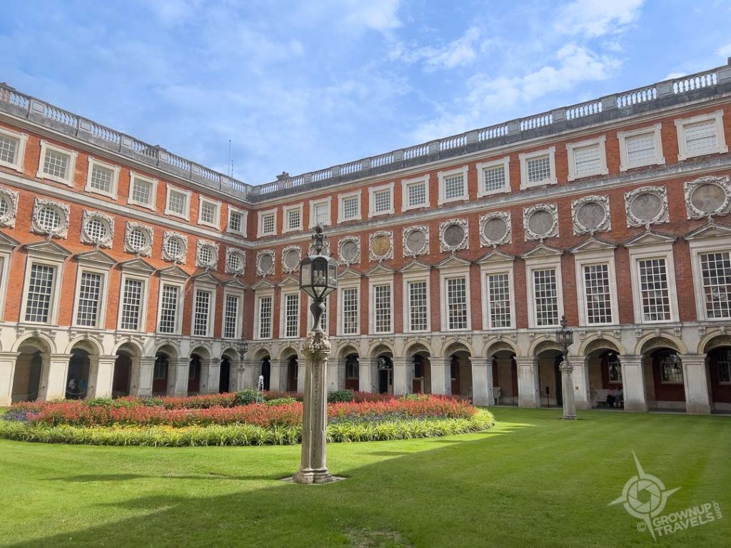 Hampton Court Palace Fountain Court