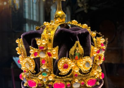 Hampton Court Palace Replicated Crown King Henry VIII