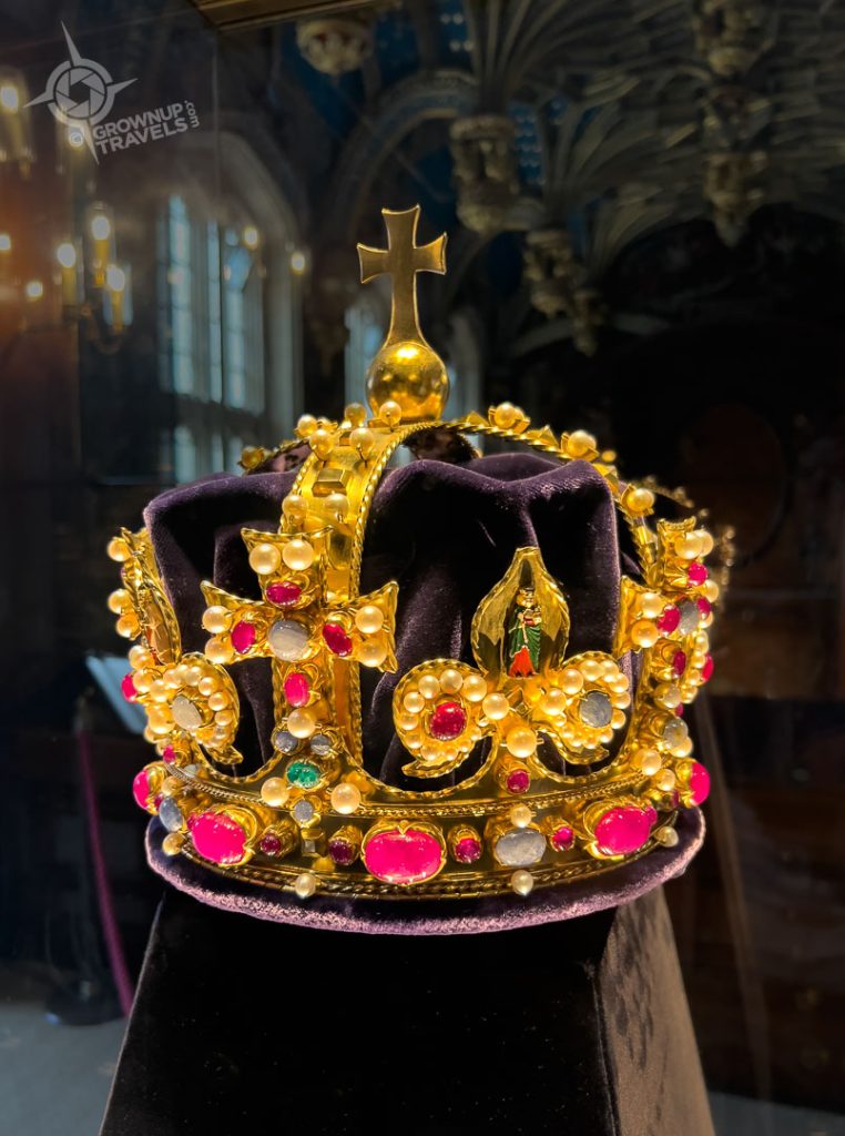 Hampton Court Palace Replicated Crown King Henry VIII