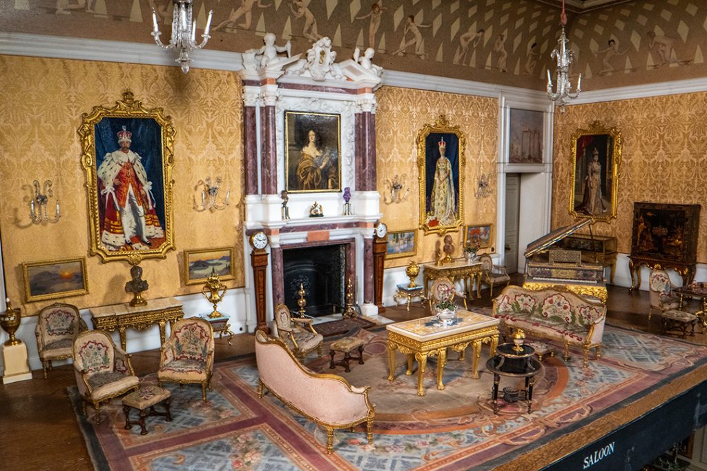 The Saloon of Queen Mary's dollhouse