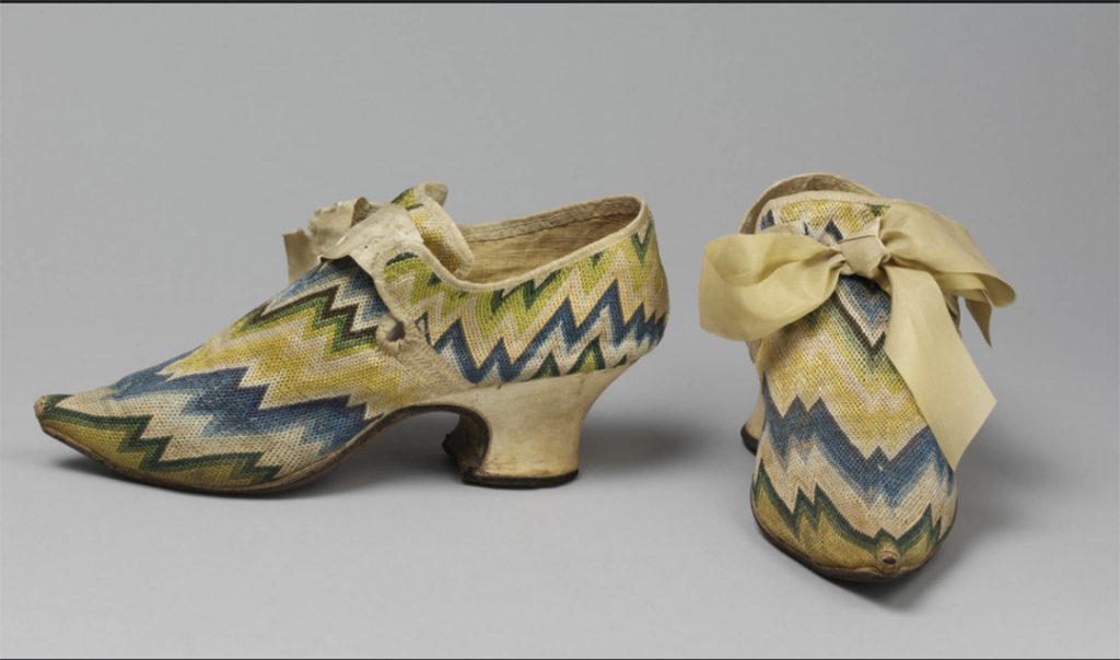 18th century silk embroidered shoes from V&A museum