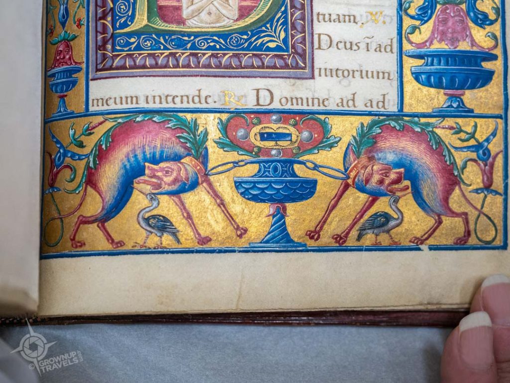Bentivoglio Book of Hours V&A National Art Library border detail with animals