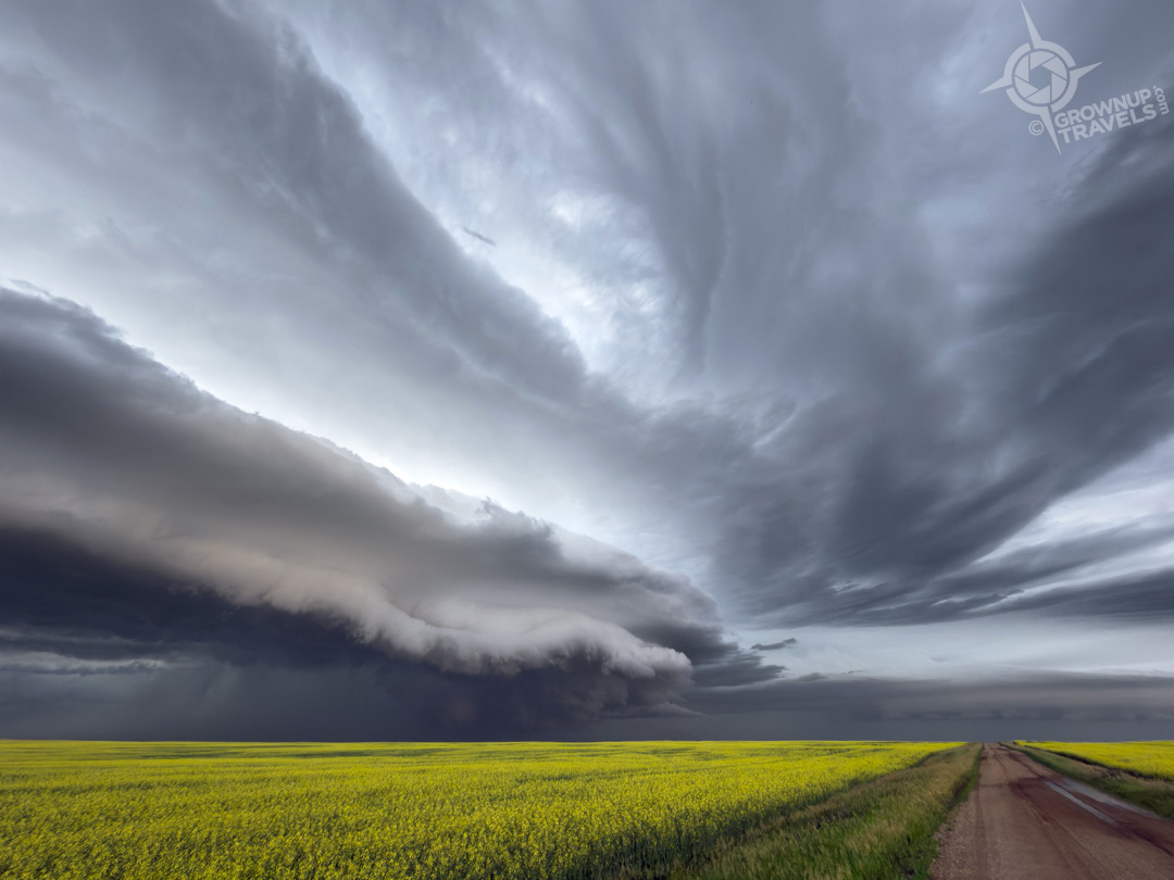 Storm Chasing Saskatchewan pancake storm layers with road