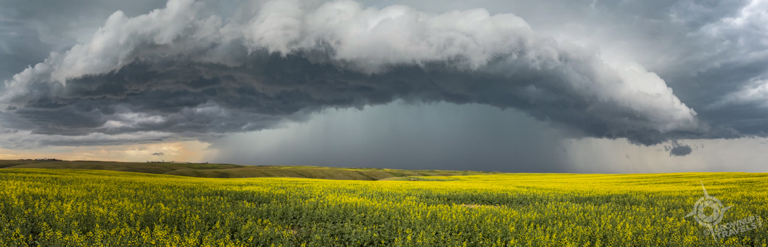 super cell 'shelf' clouds in Saskatchewan