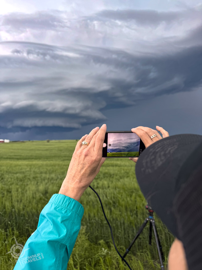 Storm Chasing Saskatchewan storm cell Jane shooting