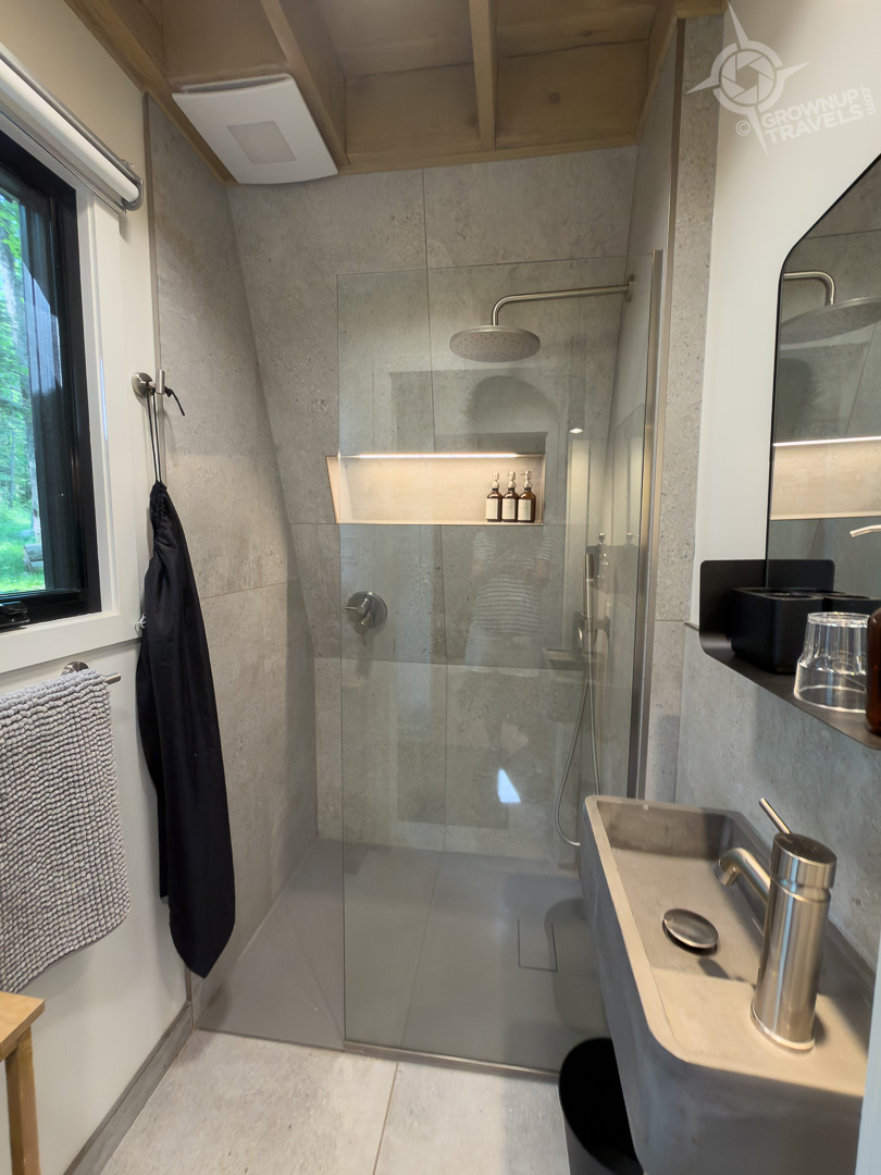 Chalets Prunella shower